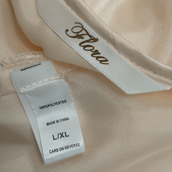 Satin Glamour Robe Blush Buttercream Hollywood Feminine Fem sz L/XL by Flora - Picture 7 of 12